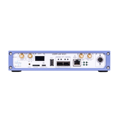 اتوس USRP N321 متوافق. 2 قنوات TX/RX، RF 3MHz-6GHz، 200MHz BW كل واحدة، 1 × QSFP+، 2 × SFP+، 1 × RJ45، أجهزة الراديو المحددة برمجياً من USRP.
